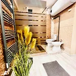 Huge Warm Luxury Apartamento *